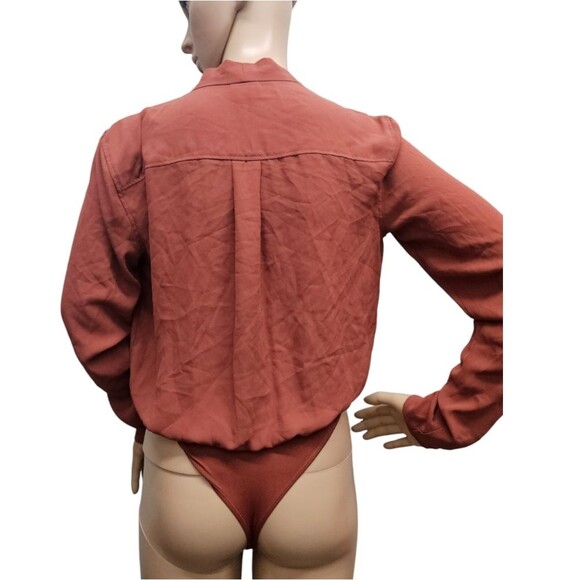 Aritzia Babaton Rust Plunging Deep V Bodysuit - Picture 3 of 9
